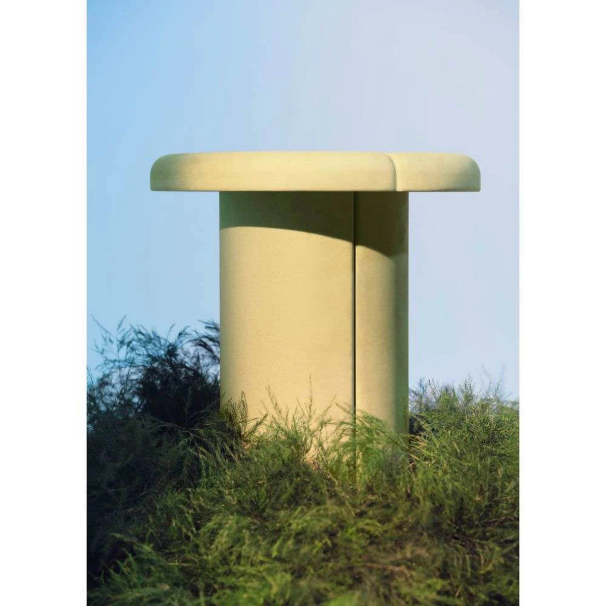 MONOLITH Side Table — concrete look, round, olive / sage